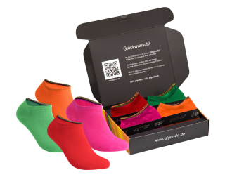 gigando  | colorful Baumwoll-Sneaker-Socken  | 4 Paar  | rot, grün, rosa, orange  | 39-42  |